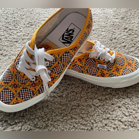 Vans Shoes - Vans Anaheim Factory Authentic 44 DX Tile Checkerboard, W8 M6.5Radiant Yellow